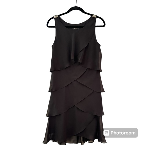 NWOT SLNY Tiered Chiffon Dress - Picture 4 of 11
